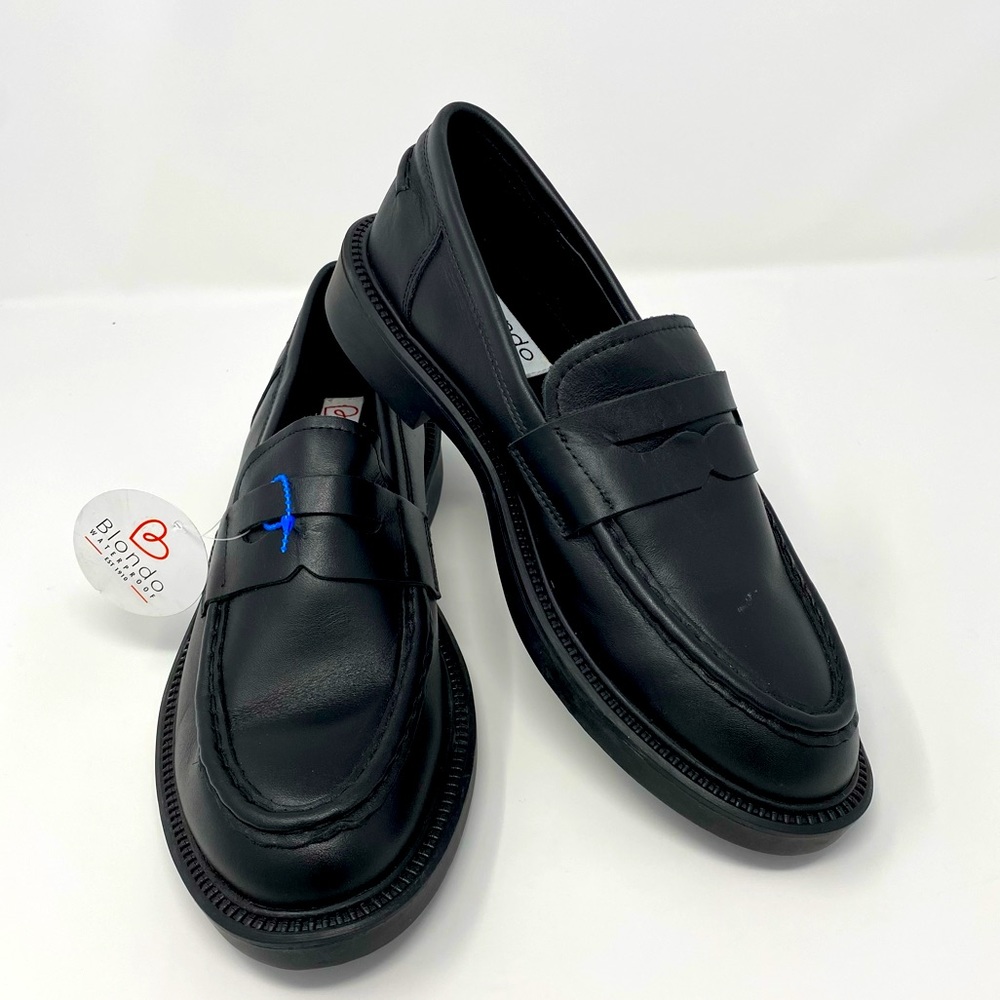 Blondo NWT Platform Chunky Halo Slip On Loafer Flats Fits like size 7.5 Black